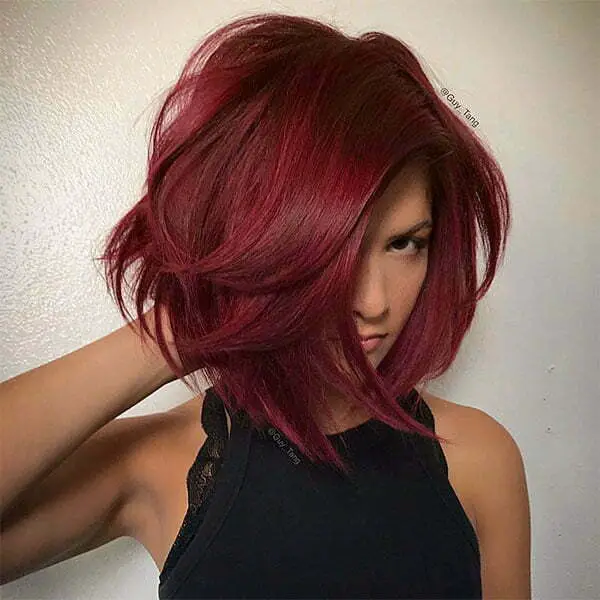 kurzes Haar, rote Farbe