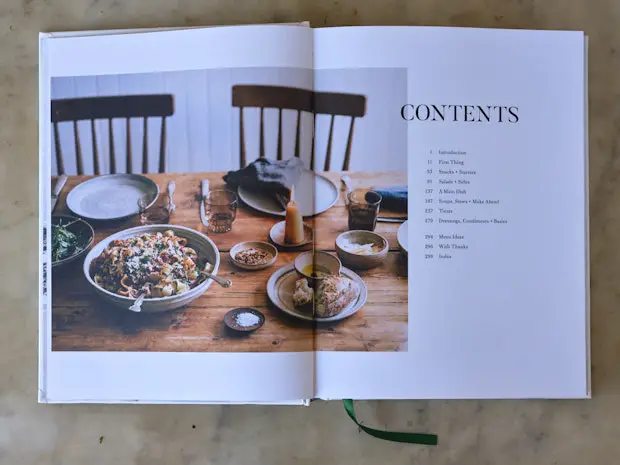 Inhaltsverzeichnisseiten aus dem Kochbuch „Around Our Table“ von Sara Forte Sprouted Kitchen