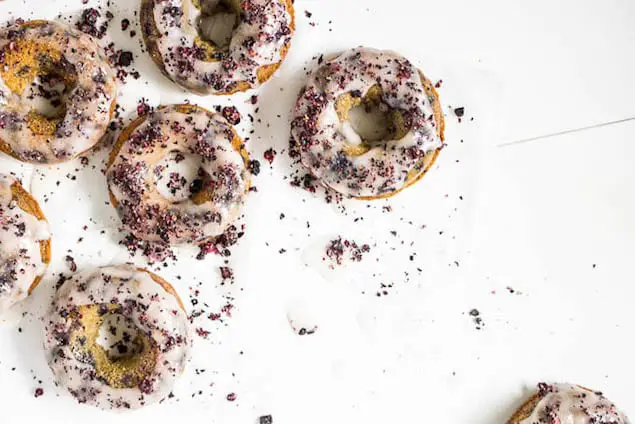 Glutenfrei – Gebackene Blaubeer-Donuts