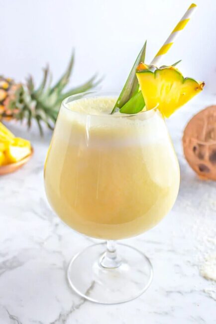 Piña Colada Mocktail von Nat von The Mindful Mocktail