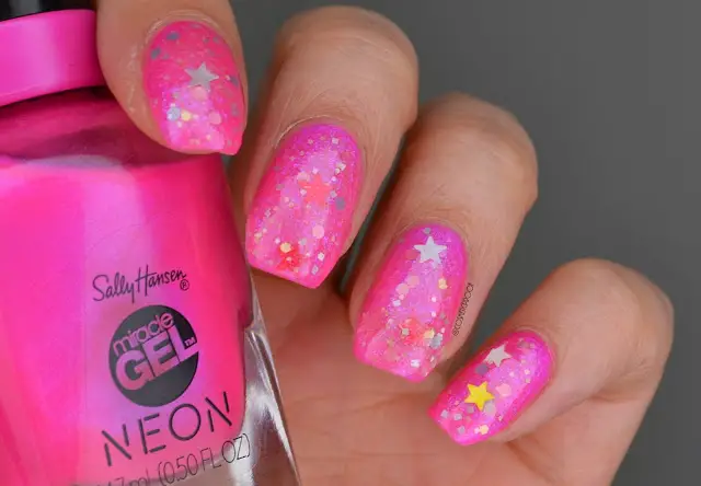 Sally Hansen Floresc-Pink mit Regenbogenhonig All My Stars