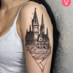 8 beeindruckende Hogwarts-Tattoo-Ideen mit Bedeutungen