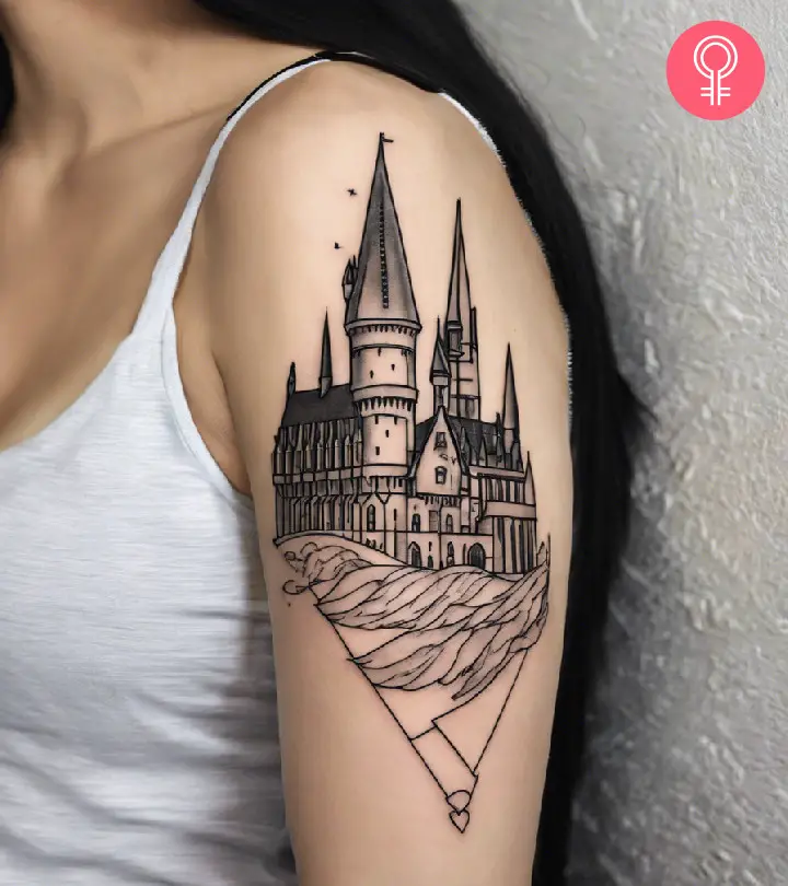 8 beeindruckende Hogwarts-Tattoo-Ideen mit Bedeutungen