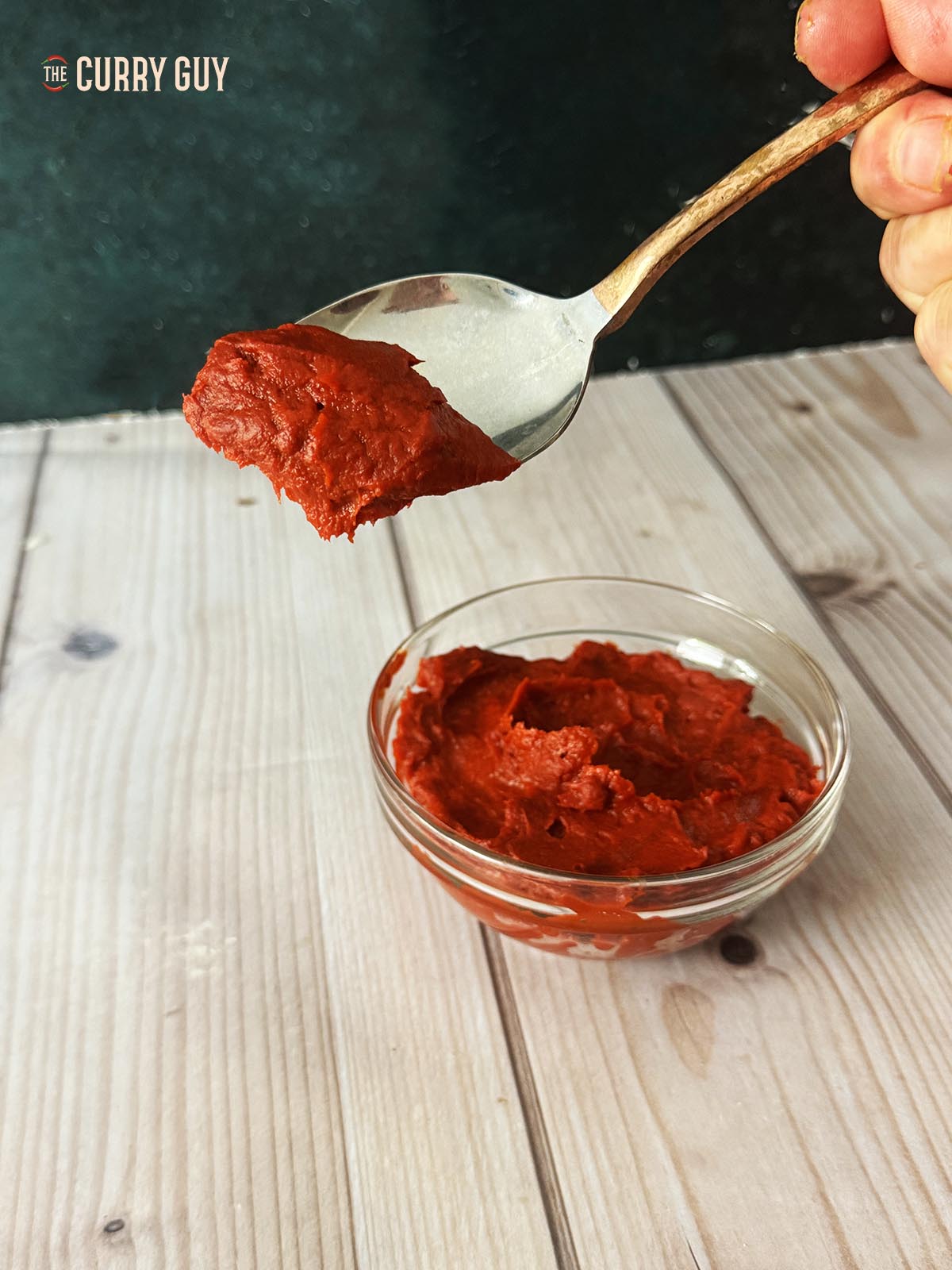 Türkische rote Pfefferpaste | The Curry Guy