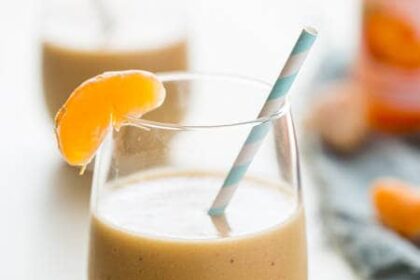 Bananen-Vanille-Orangen-Smoothie | Food Faith Fitness